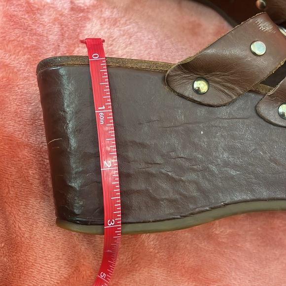 Michael Kors Size 10 Brown Sandal - Picture 4 of 8